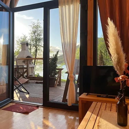 Vikendica - Rajski Poluotok Jajce