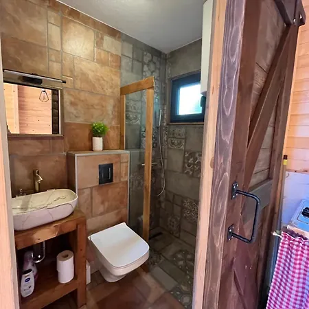 Vikendica - Rajski Poluotok *