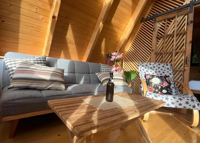 Vikendica - Rajski Poluotok * Jajce