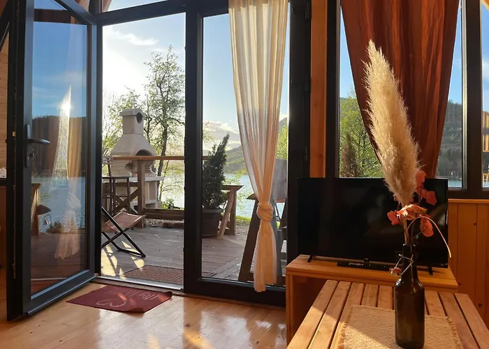 Vikendica - Rajski Poluotok Jajce