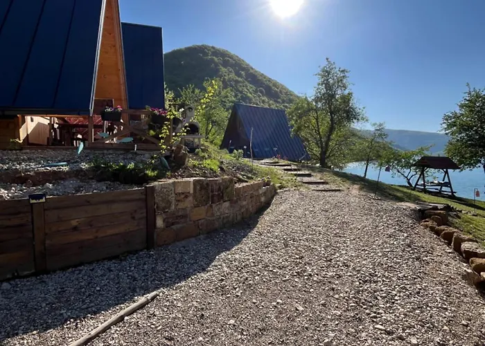 Vikendica - Rajski Poluotok Jajce